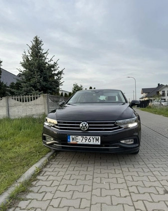 Volkswagen Passat cena 79700 przebieg: 133000, rok produkcji 2020 z Tarnogród małe 781